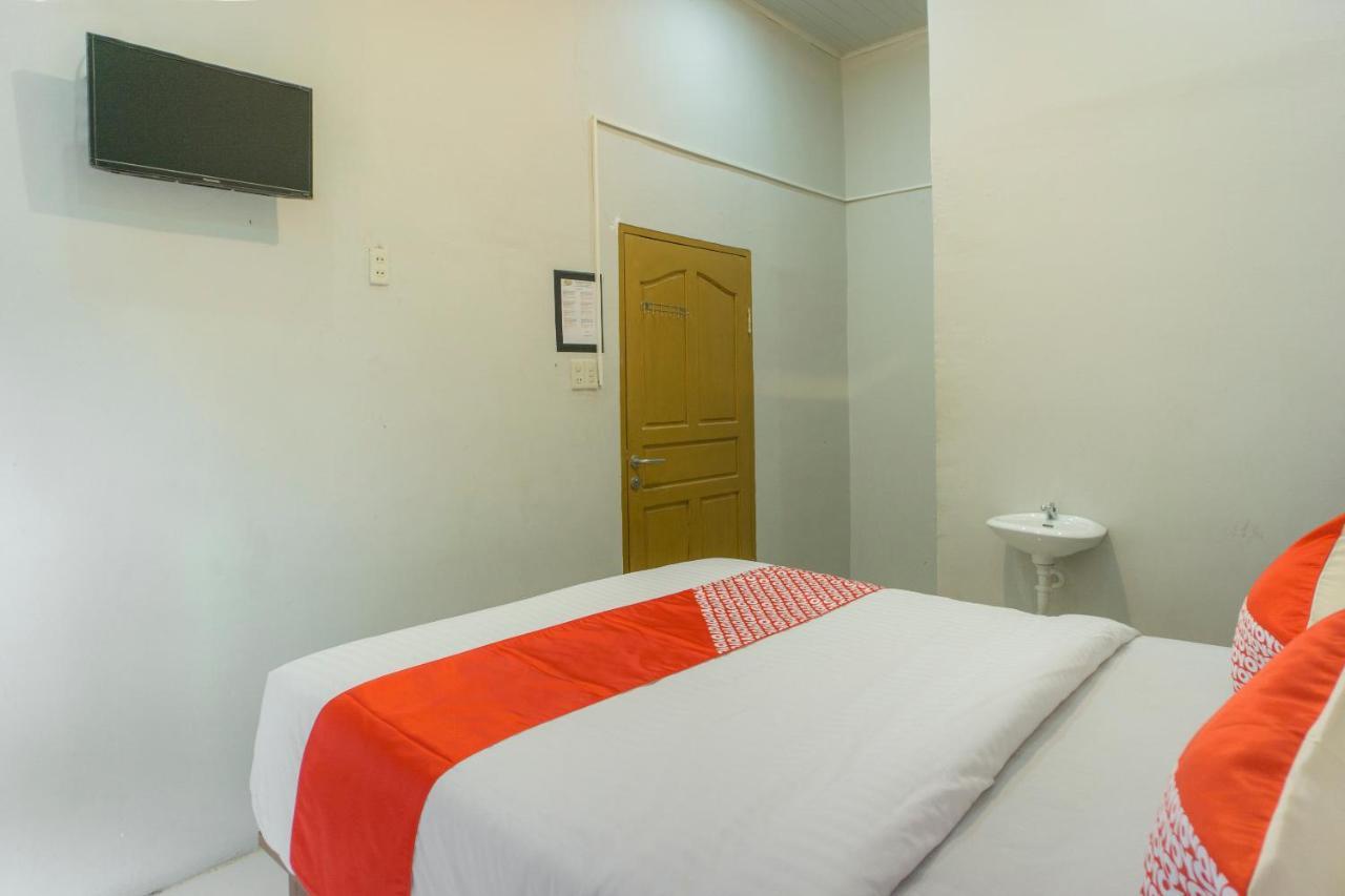 Langsa Oyo 2598 Hotel Chocolate מראה חיצוני תמונה