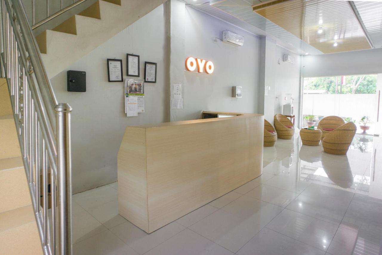 Langsa Oyo 2598 Hotel Chocolate מראה חיצוני תמונה