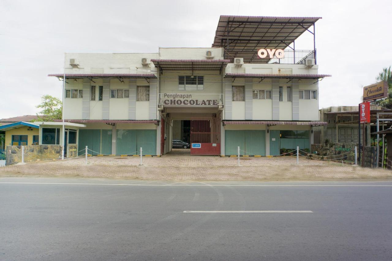 Langsa Oyo 2598 Hotel Chocolate מראה חיצוני תמונה