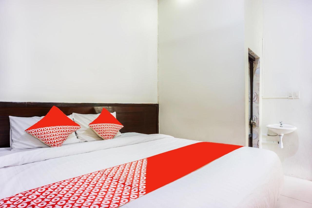 Langsa Oyo 2598 Hotel Chocolate מראה חיצוני תמונה